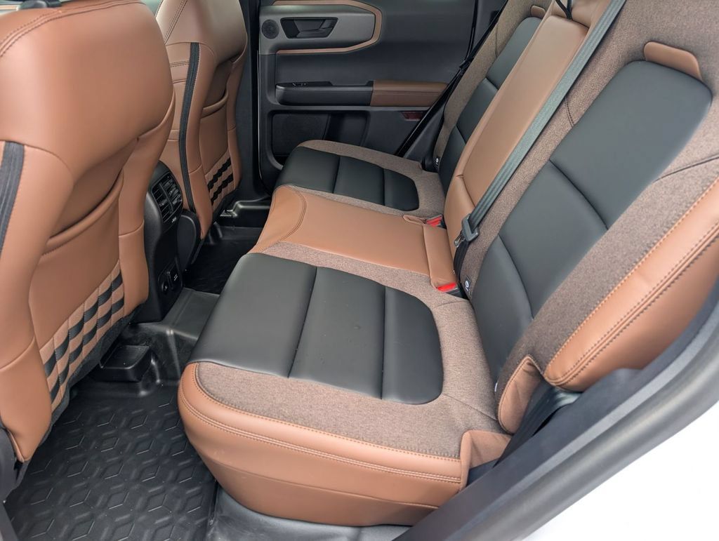 New 2025 Ford Bronco Sport Outer Banks w/ Sasquatch Outer Banks Package AWD/4WD image 45