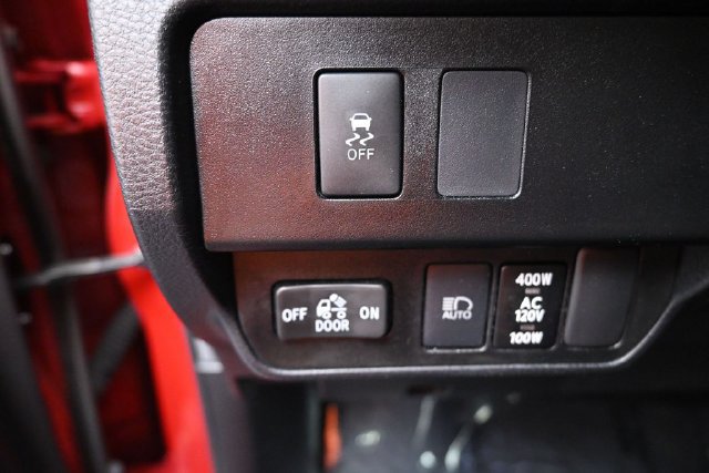 Used 2022 Toyota Tacoma TRD Sport AWD/4WD image 17