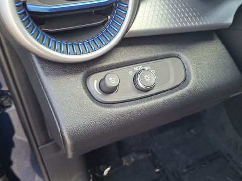 Used 2024 Chevrolet Trax LS w/ Driver Confidence Package image 10