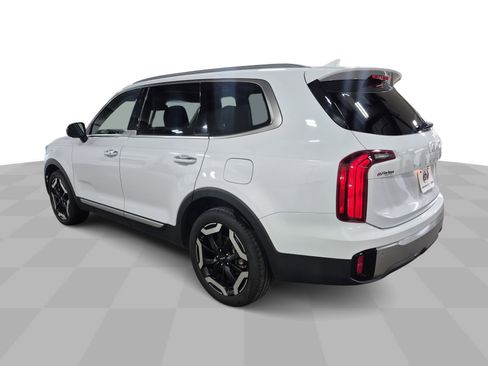 Used 2025 Kia Telluride S AWD/4WD image 6