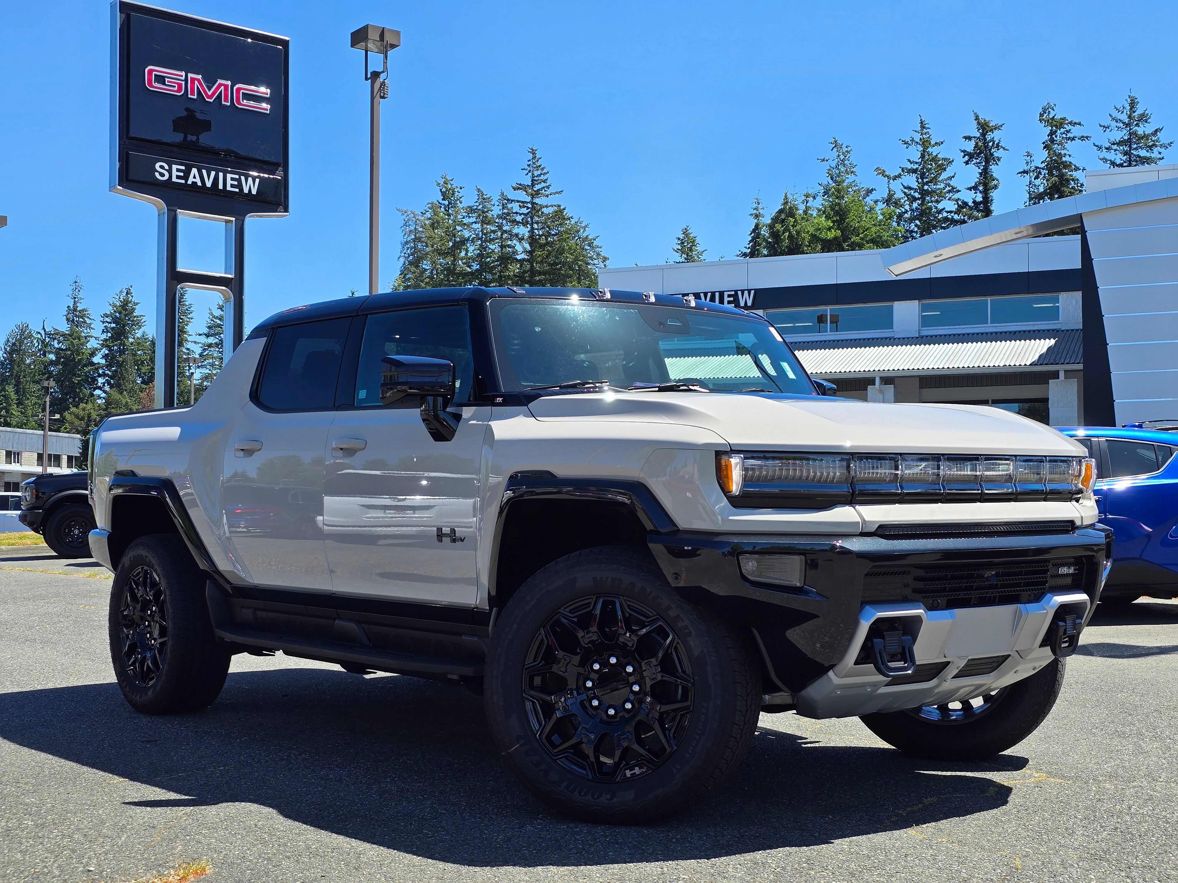 New 2026 GMC Hummer EV 4x4 Crew Cab w/ LPO, Dark Essentials Package image 1