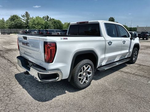 New 2026 GMC Sierra 1500 SLT AWD/4WD image 11