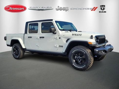 New 2026 Jeep Gladiator Willys AWD/4WD image 1