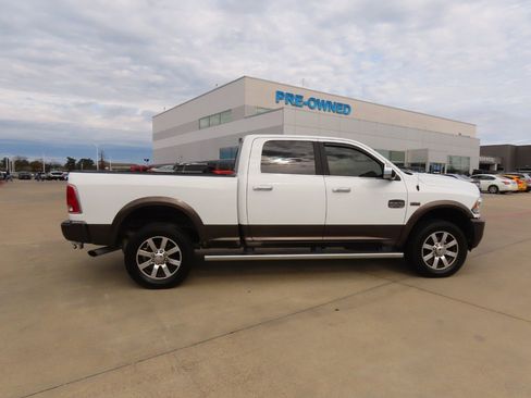 Used 2018 RAM 3500 Laramie Longhorn w/ Longhorn Southfork Package image 10