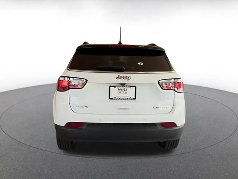 Used 2025 Jeep Compass Limited AWD/4WD image 12