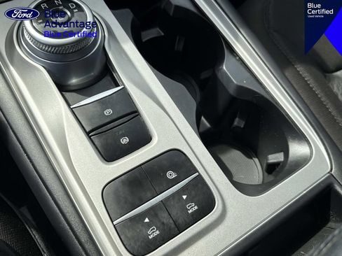 Certified 2023 Ford Explorer XLT RWD image 32
