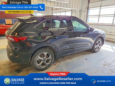 Used 2024 Ford Escape ST-Line w/ Tech Pack #1 image 4