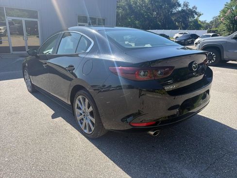 Used 2024 MAZDA MAZDA3 s FWD image 9