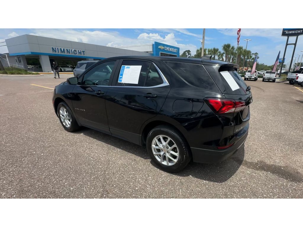 Used 2024 Chevrolet Equinox LT AWD/4WD image 4