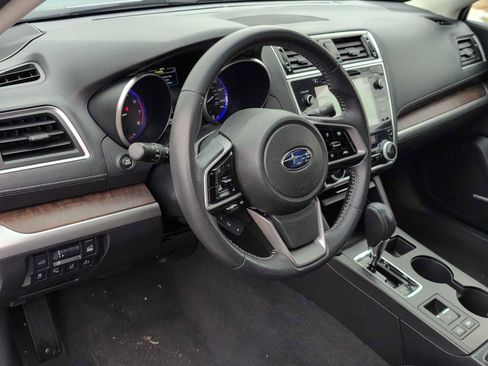 Used 2018 Subaru Outback 2.5i Limited image 10