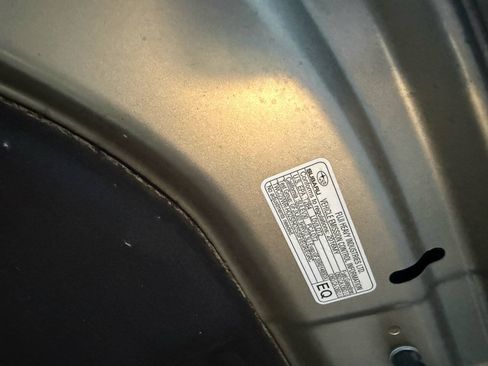 Used 2016 Subaru Legacy 2.5i Limited w/ Protection Package #1 (Disc) AWD/4WD image 26