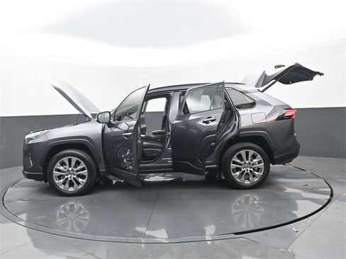 Used 2023 Toyota RAV4 Limited image 35