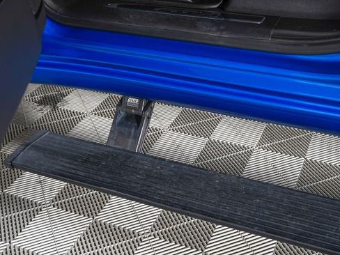 Used 2024 GMC Sierra 1500 AT4 w/ Technology Package image 17