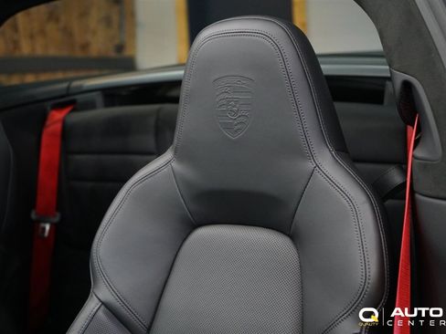 Used 2022 Porsche 911 Targa 4S image 25