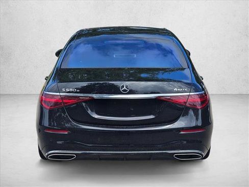 Used 2024 Mercedes-Benz S 580e 4MATIC Sedan image 6