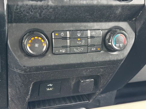 Used 2019 Ford F150 XL w/ Equipment Group 101A Mid image 22