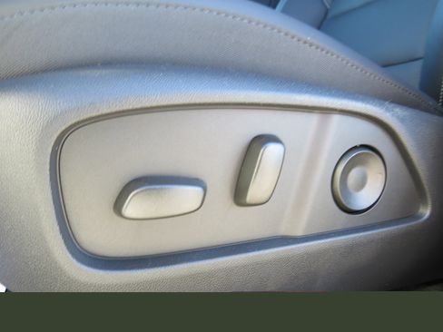 New 2026 GMC Terrain Elevation w/ Elevation Premium Package image 18