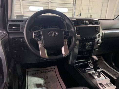 Used 2023 Toyota 4Runner TRD Sport w/ Technology Package image 4