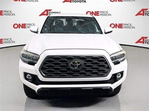 Certified 2020 Toyota Tacoma TRD Off-Road image 2