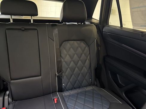 New 2026 Volkswagen Atlas Cross Sport SEL Premium R-Line image 15