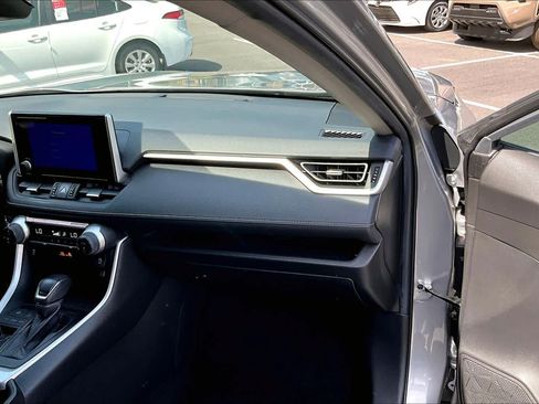 Used 2024 Toyota RAV4 XLE Premium FWD image 31