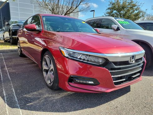 Used 2020 Honda Accord Touring image 3