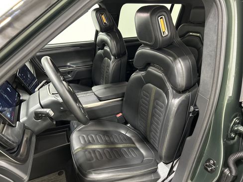 Used 2024 Rivian R1S Adventure AWD/4WD image 20