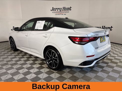 Used 2024 Nissan Sentra SR image 7