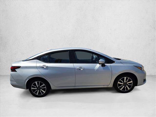 Used 2025 Nissan Versa SV FWD image 4