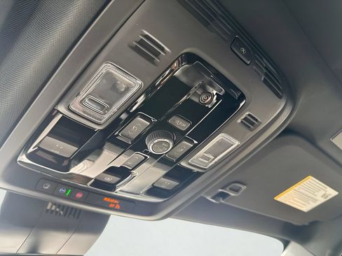 New 2026 GMC Yukon AT4 Ultimate AWD/4WD image 17