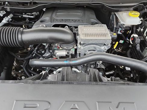 New 2026 RAM 1500 Laramie w/ Night Edition AWD/4WD image 17