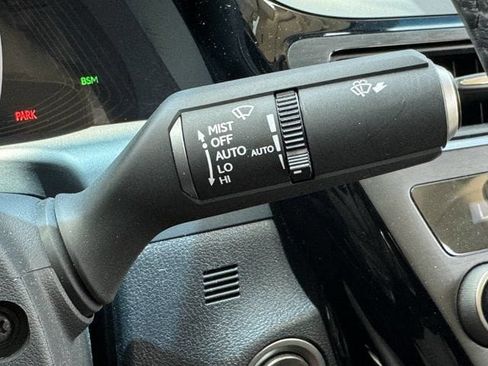 Used 2025 Lexus ES 350 w/ Premium Package FWD image 20