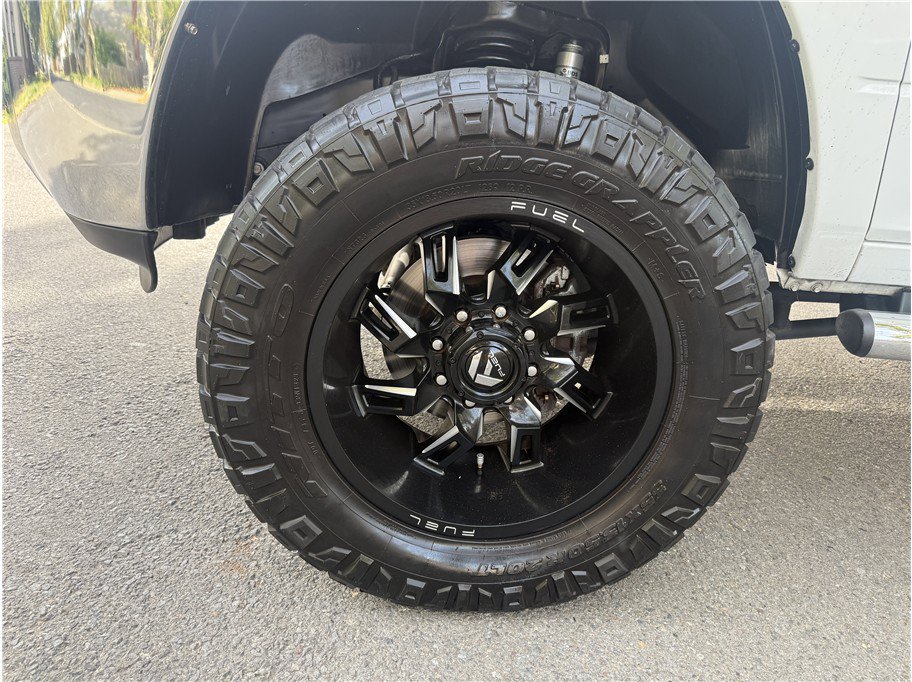 Used 2018 RAM 2500 SLT w/ Luxury Group AWD/4WD image 13