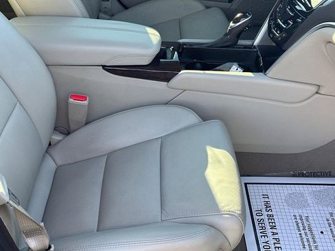 Used 2017 Cadillac XTS Luxury w/ Driver Awareness Package image 18