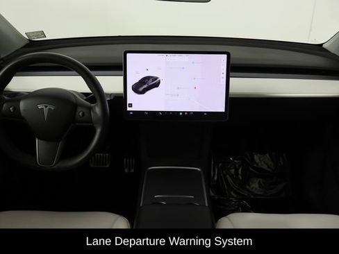 Used 2021 Tesla Model Y Long Range AWD/4WD image 18