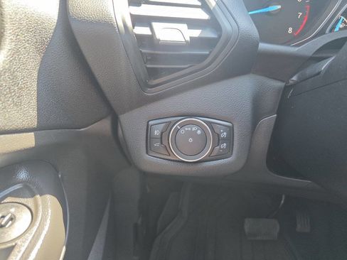 Used 2019 Ford Escape SEL image 17
