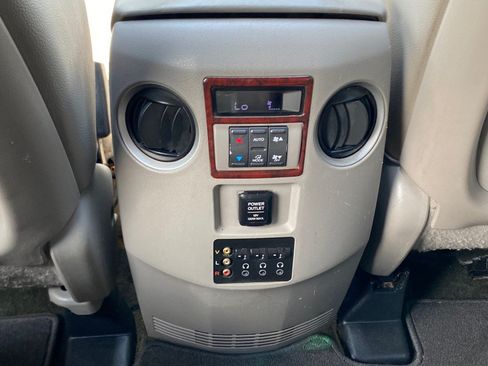 Used 2014 Honda Pilot Touring image 19