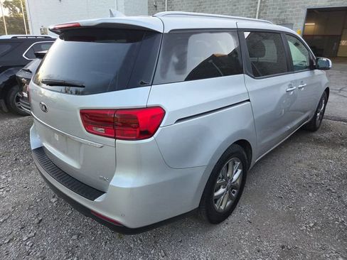 Used 2020 Kia Sedona EX FWD image 5