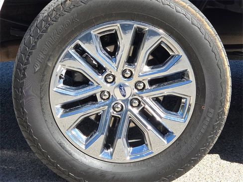 Certified 2024 Ford F150 Lariat w/ FX4 Off-Road Package image 9