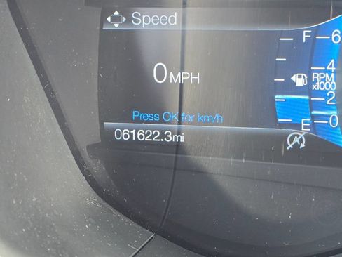Used 2019 Ford Fusion SE FWD image 26