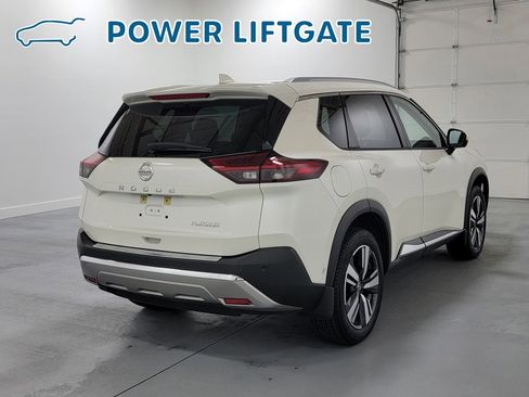 Used 2021 Nissan Rogue Platinum FWD image 9