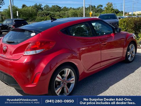Used 2016 Hyundai Veloster w/ Option Group 02 FWD image 11