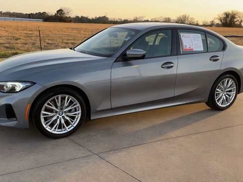 Used 2023 BMW 330i Sedan RWD image 5