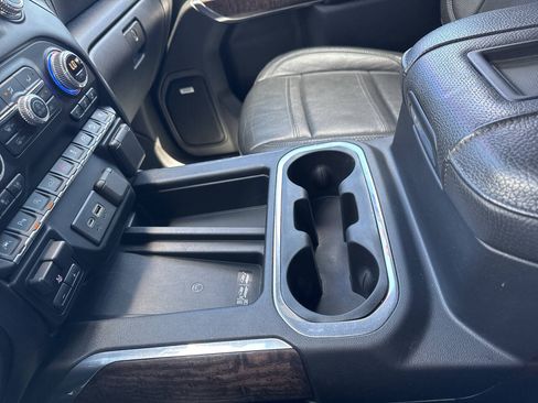 Used 2020 GMC Sierra 1500 Denali w/ Denali Ultimate Package AWD/4WD image 37
