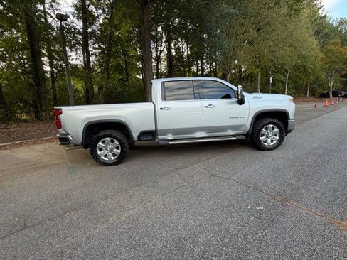 Used 2020 Chevrolet Silverado 2500 LTZ image 17