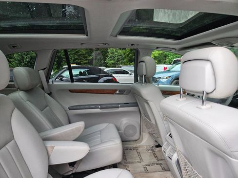 Used 2008 Mercedes-Benz R 350 R350 image 42