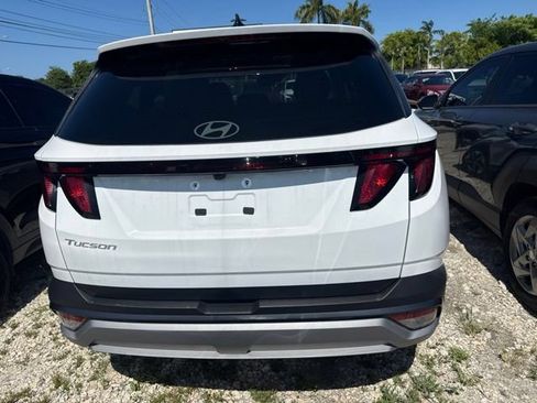 Used 2026 Hyundai Tucson SEL FWD image 15