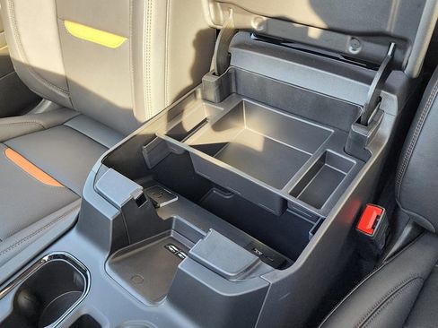 New 2026 GMC Sierra 1500 AT4 w/ AT4 Premium Package image 32