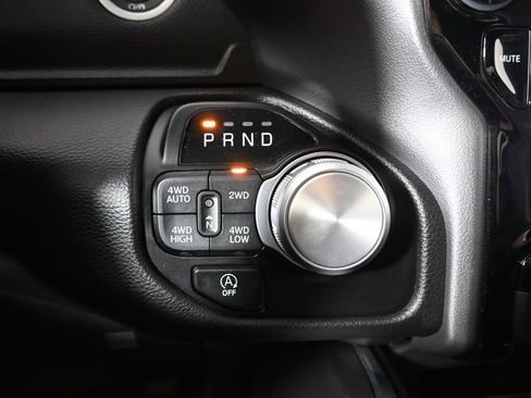 Used 2023 RAM 1500 Laramie AWD/4WD image 32