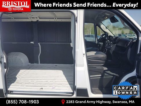 Used 2025 RAM ProMaster 2500 w/ Convenience Group FWD image 23